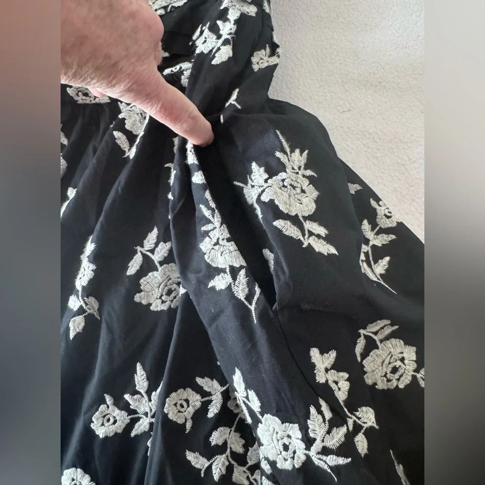 Abercrombie & Fitch Emerson Tie-Strap Maxi Black Floral Dress XLT - Picture 11 of 11